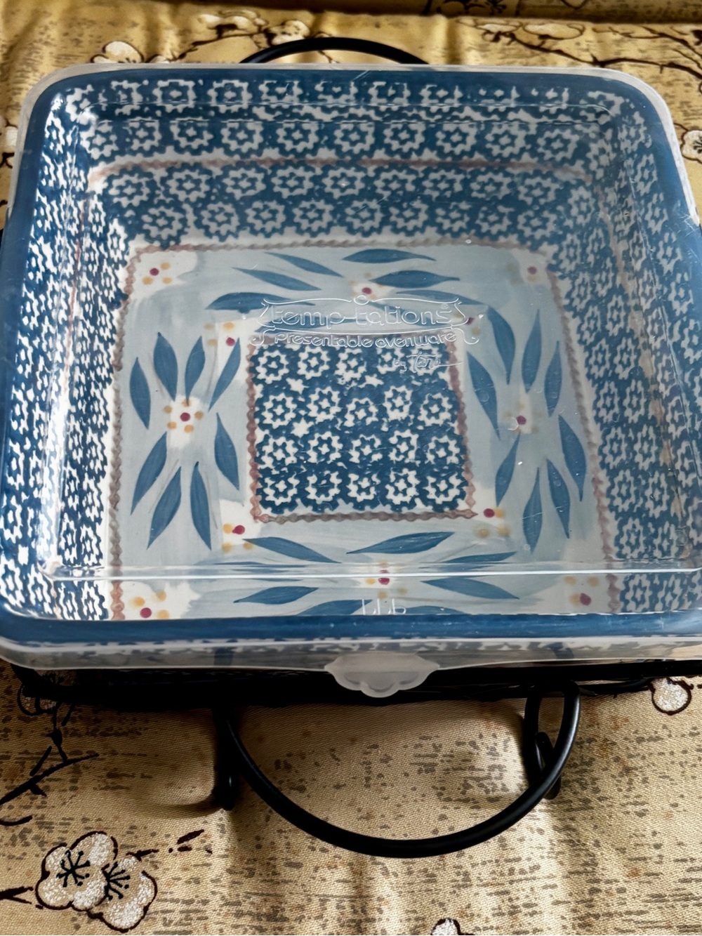 Temp-tations By Tara Old World Blue 2 Qt Baking Dish With Rack, Lid And Trivet